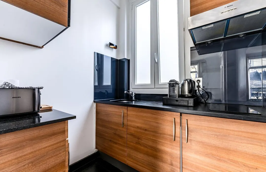 Appartement Champs Elysées-1